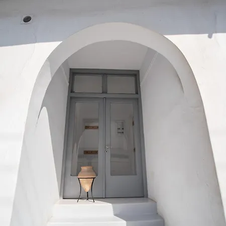 Helmos Cozy Apartment